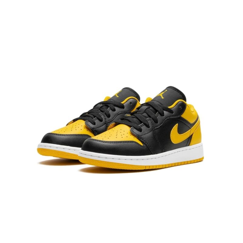 Big Kids Jordan 1 Low Black/Yellow Ochre-White (553560 072)