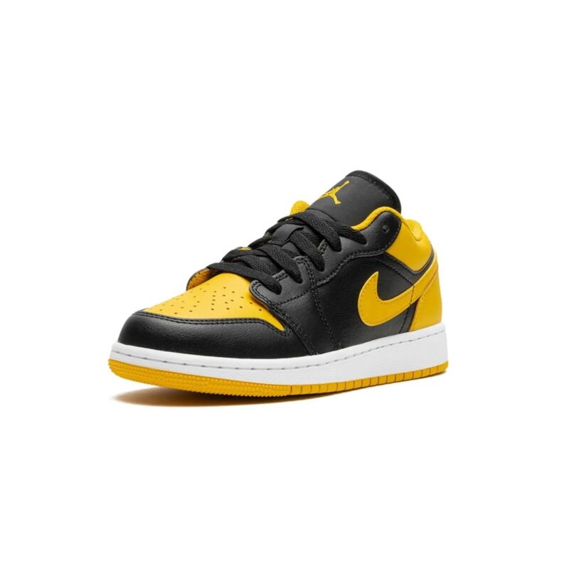 Big Kids Jordan 1 Low Black/Yellow Ochre-White (553560 072)