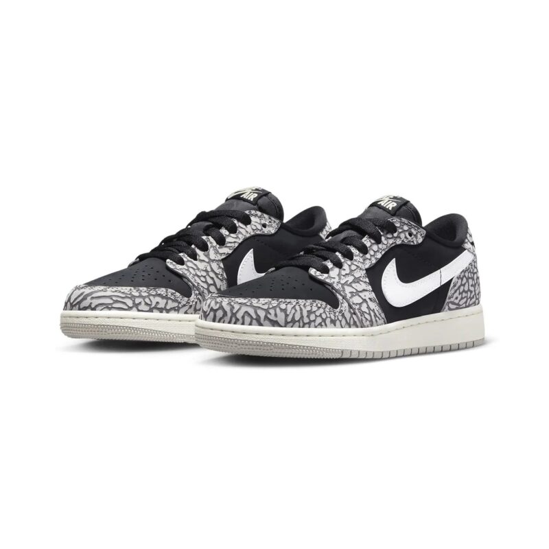 Big Kids Jordan 1 Retro Low Og Black/Muslin/Tech Grey/White (Cz0858 001)