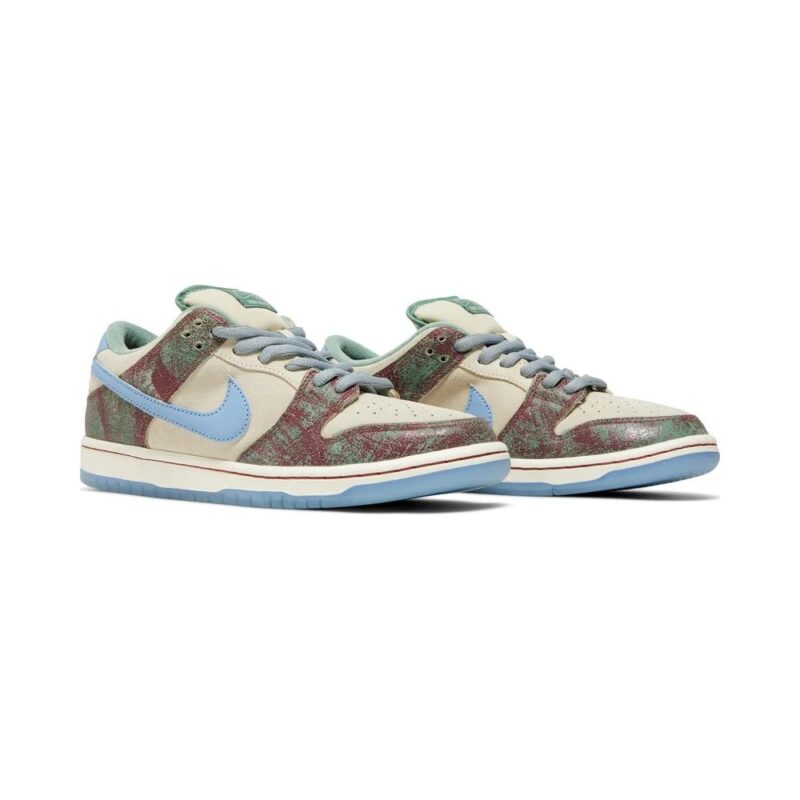 Crenshaw Skate Club X Dunk Low Sb Fn4193-100