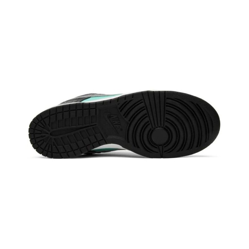 Diamond Supply Co. X Dunk Low Pro Sb Tiffany 304292-402