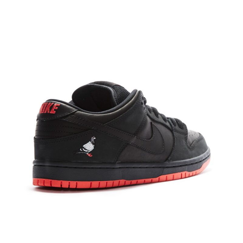 Dunk Low Pro SB Black Pigeon x Jeff Staple 883232-008