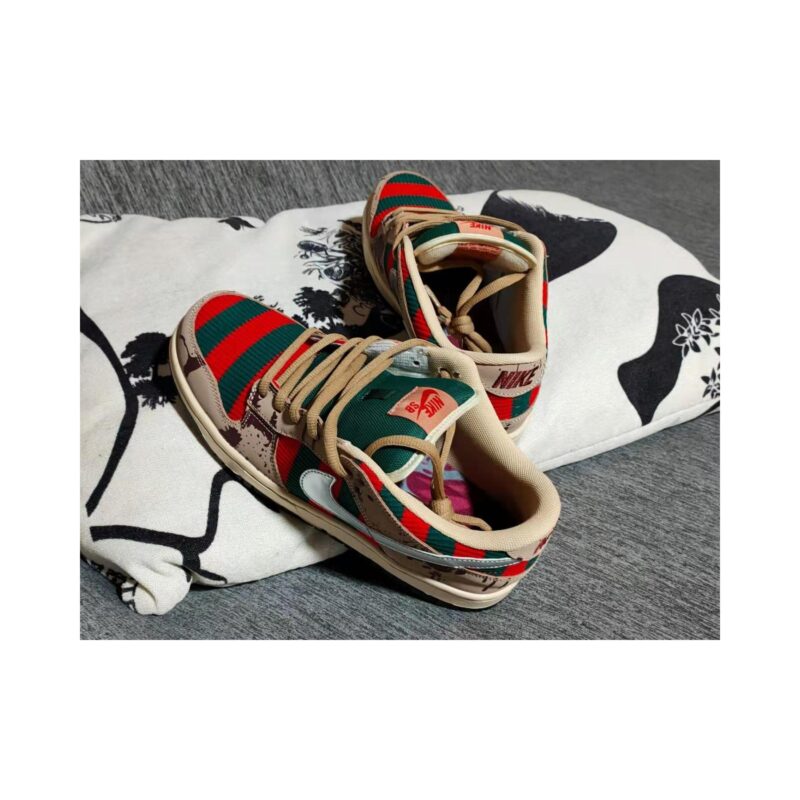 Dunk Low Pro Sb Freddy Krueger 313170-202