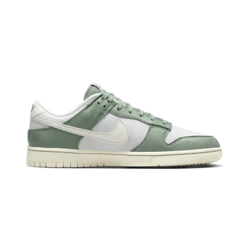 Nike Dunk Low Mica Green