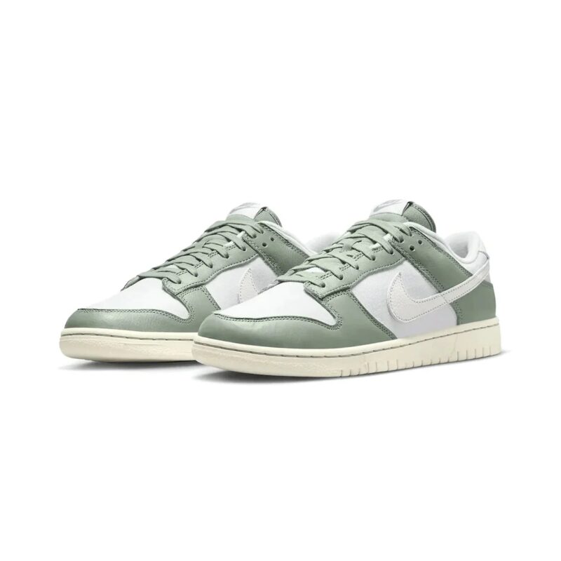 Nike Dunk Low Mica Green