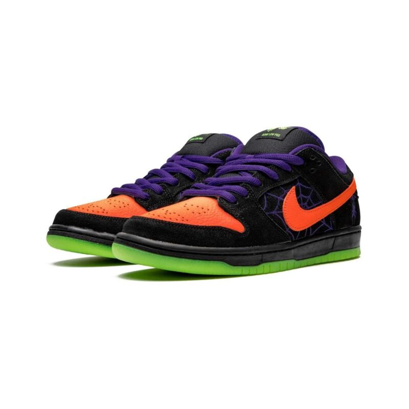 Nike Dunk Low Sb Night Of Mischief