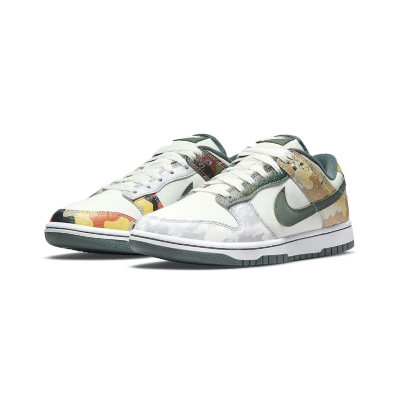 Nike Dunk Low Se sail Multi-Camo