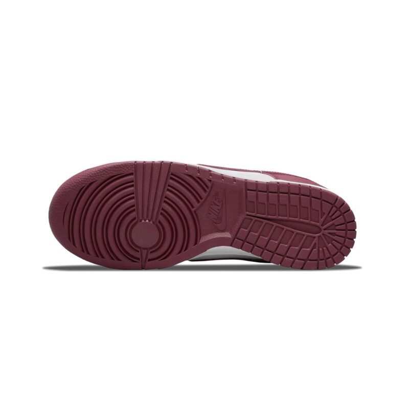 Nike Dunk Low Wmns Dark Beetroot