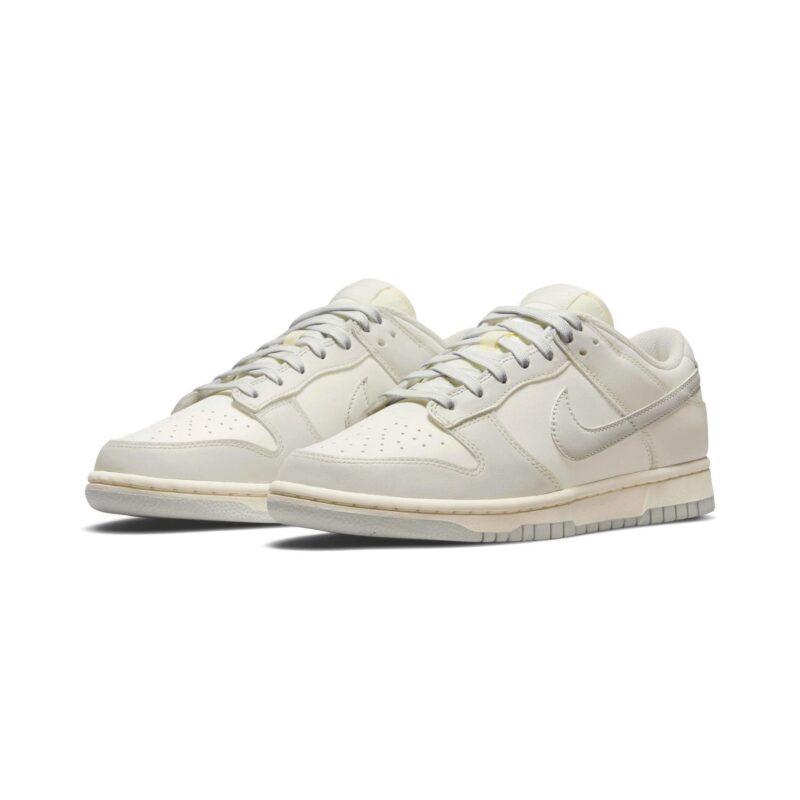 Nike Dunk Low Wmns Light Bone