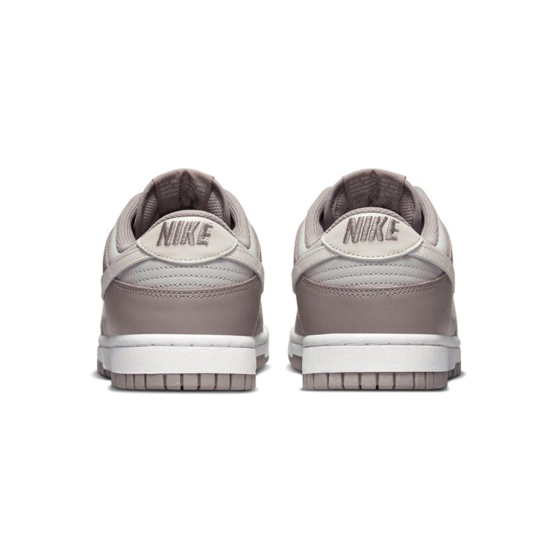 Nike Dunk Low Wmns Moon Fossil