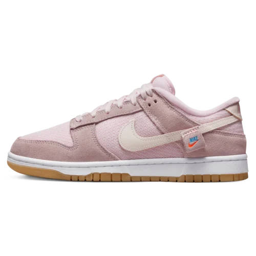 Nike Dunk Low Wmns Teddy Bear – Light Soft Pink