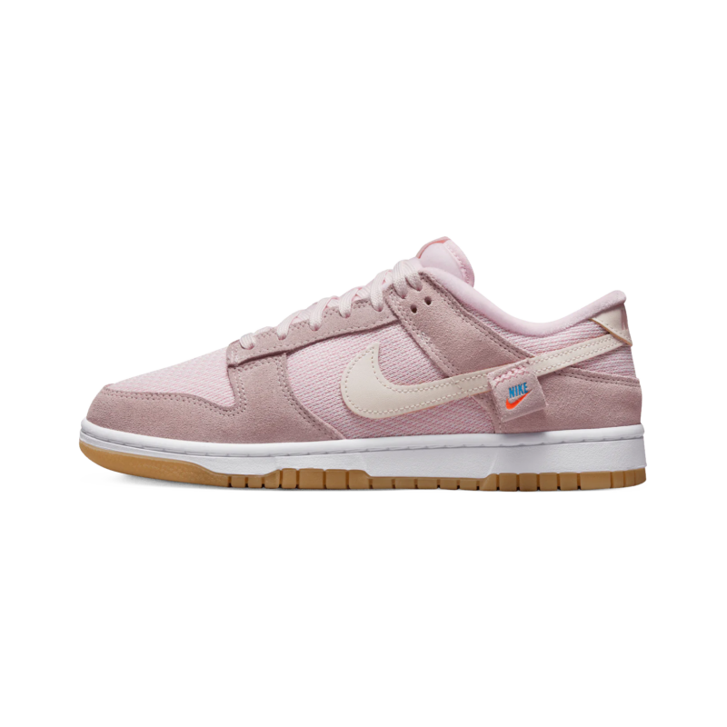 Nike Dunk Low Wmns Teddy Bear – Light Soft Pink