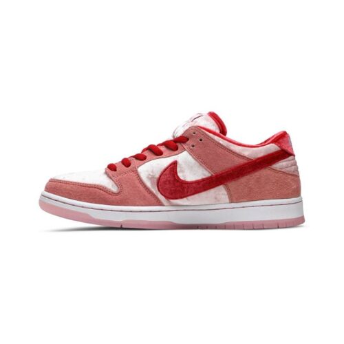 Strangelove X Dunk Low Sb Valentine S Day Ct2552-800