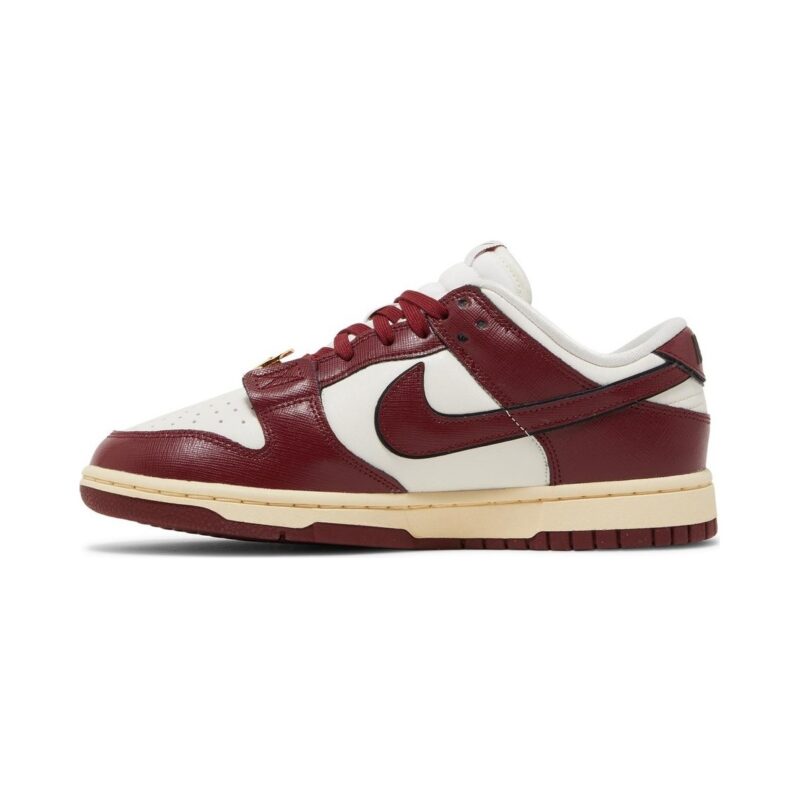 Wmns Dunk Low Se Sisterhood Team Red Dv1160-101