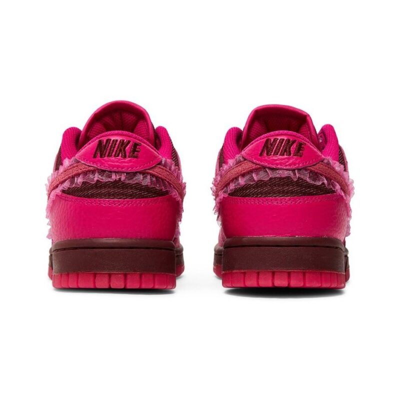 Wmns Dunk Low Valentine S Day Dq9324-600