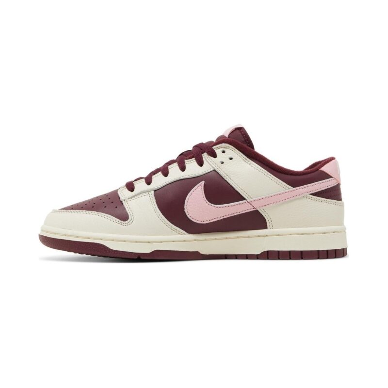 Wmns Dunk Low Valentine S Day Dr9705-100