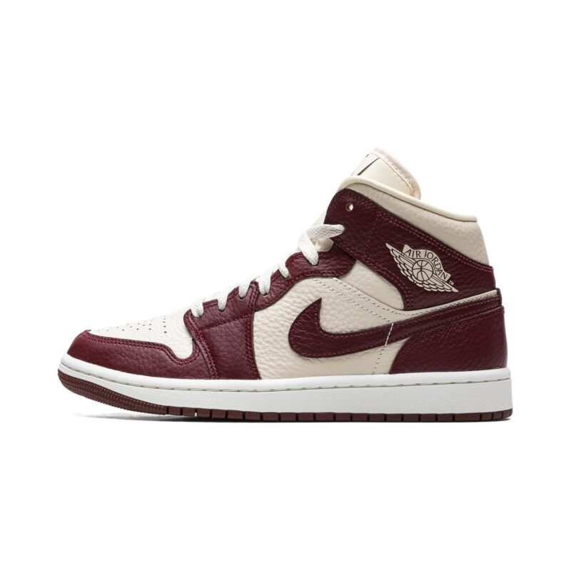 Womens Jordan 1 Mid Se Beach/Cherrywood Red-Sail (Dr0501 200)