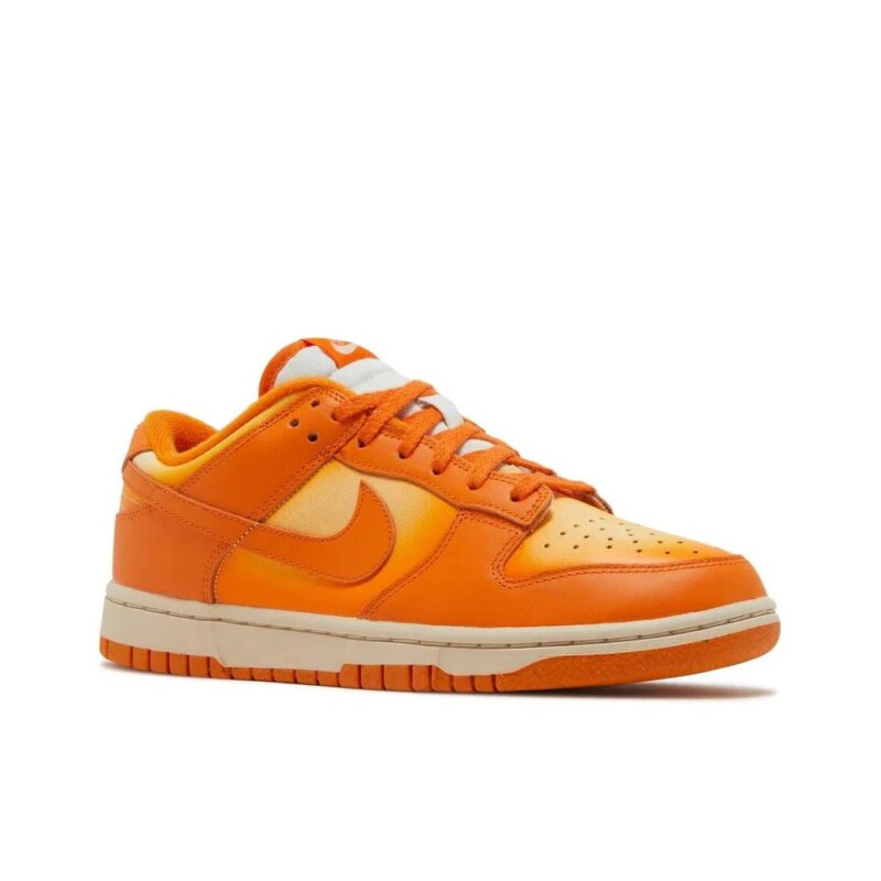 Womens Nike Dunk Low Magma Orange/Magma Orange (Dx2953 800)