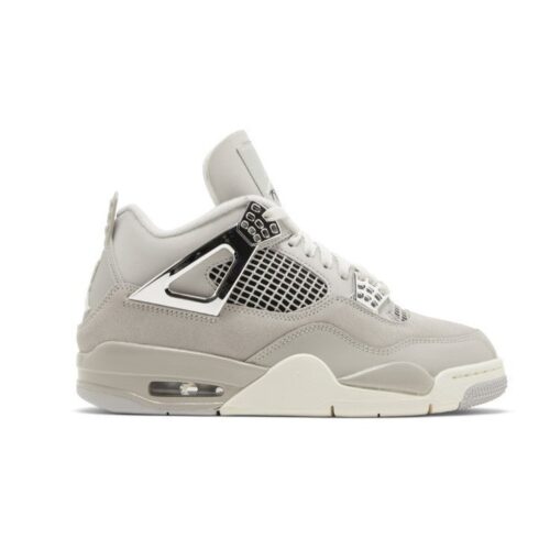 Air Jordan 4 Frozen Moments AQ9129-001